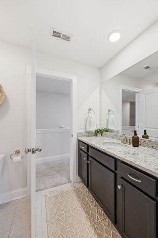 8045 Still Spring Ridge Dr, Nashville, TN 37221