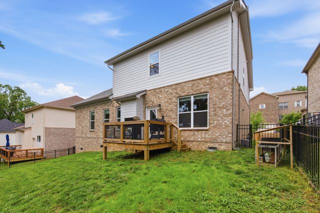 8045 Still Spring Ridge Dr, Nashville, TN 37221