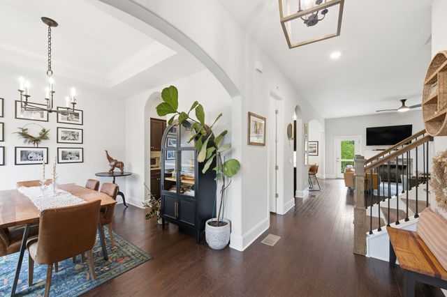 8045 Still Spring Ridge Dr, Nashville, TN 37221