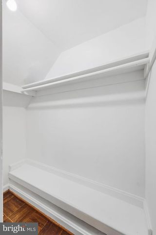 2304 FAIRVIEW TER, Alexandria, VA 22303