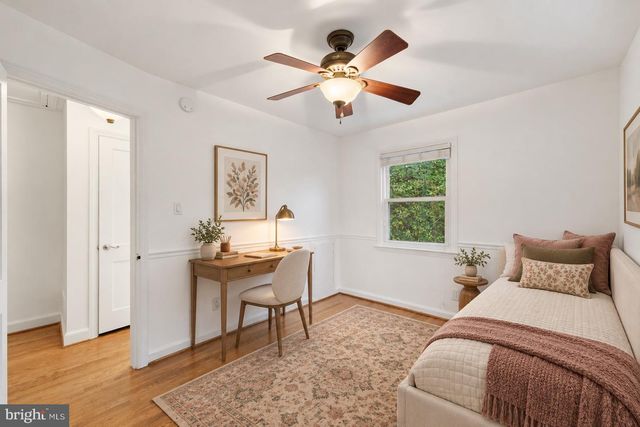 2304 FAIRVIEW TER, Alexandria, VA 22303