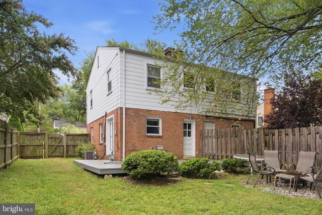 2304 FAIRVIEW TER, Alexandria, VA 22303