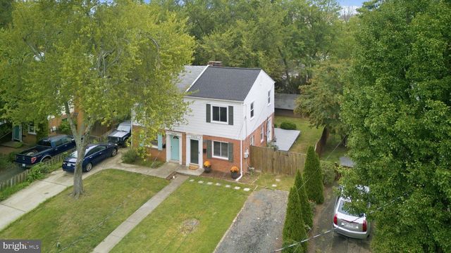 2304 FAIRVIEW TER, Alexandria, VA 22303