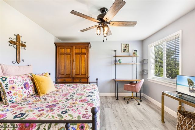 20520 Pine Tree LN, Estero, FL 33928