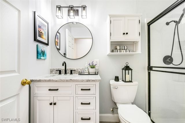 20520 Pine Tree LN, Estero, FL 33928