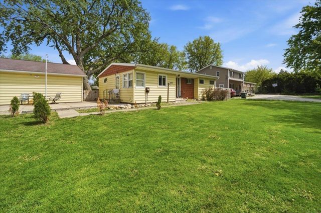 3137 Hammond Avenue, Waterloo, IA 50702