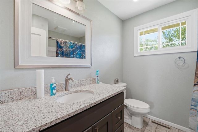 3137 Hammond Avenue, Waterloo, IA 50702