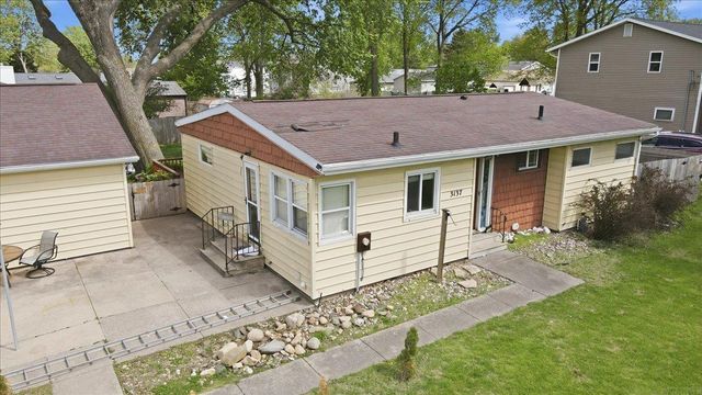 3137 Hammond Avenue, Waterloo, IA 50702