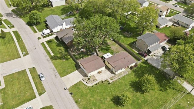 3137 Hammond Avenue, Waterloo, IA 50702