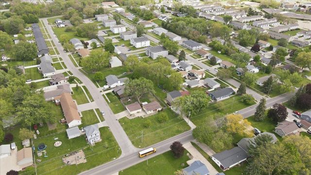 3137 Hammond Avenue, Waterloo, IA 50702