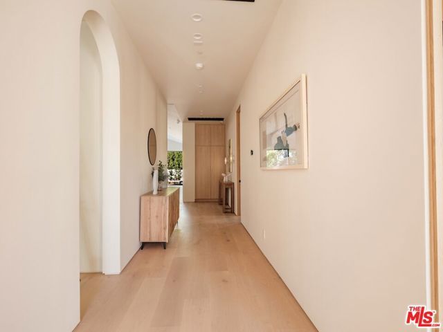 14647 Morrison Street, Sherman Oaks, CA 91403