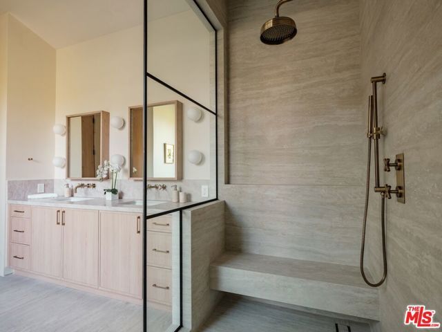 14647 Morrison Street, Sherman Oaks, CA 91403