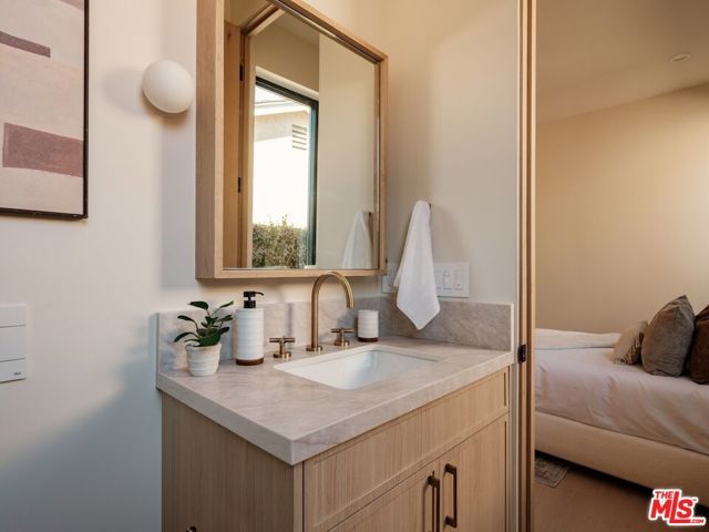 14647 Morrison Street, Sherman Oaks, CA 91403