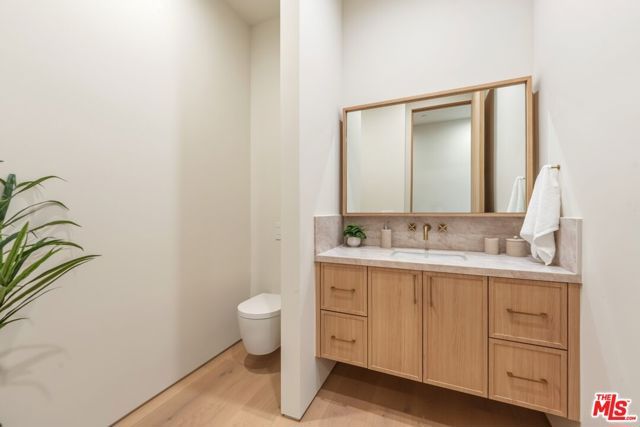 14647 Morrison Street, Sherman Oaks, CA 91403