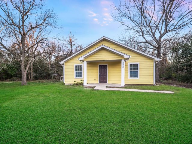 390 Martin Luther King Road, Liberty, TX 77575