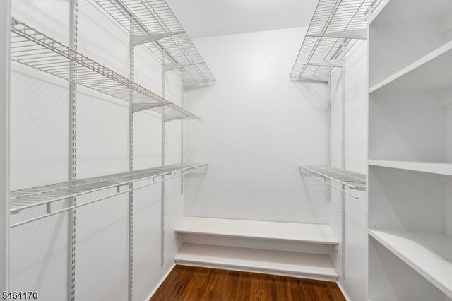 17 Lara Pl, Warren Twp., NJ 07059