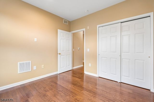 17 Lara Pl, Warren Twp., NJ 07059