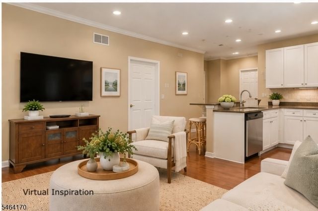 17 Lara Pl, Warren Twp., NJ 07059