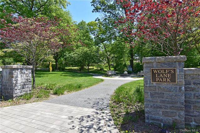 235 Wolfs Lane 3A, Pelham, NY 10803