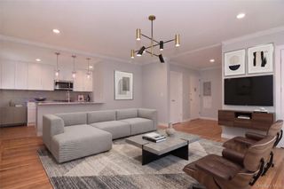 235 Wolfs Lane 3A, Pelham, NY 10803