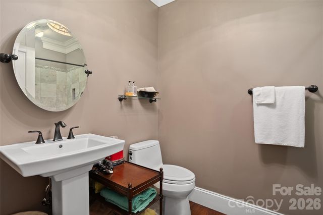 598 Old Toll Road, Asheville, NC 28804