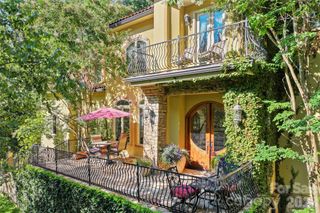 598 Old Toll Road, Asheville, NC 28804