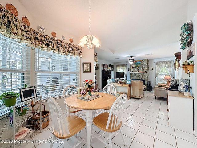 4221 Neff Lake Road, Brooksville, FL 34601