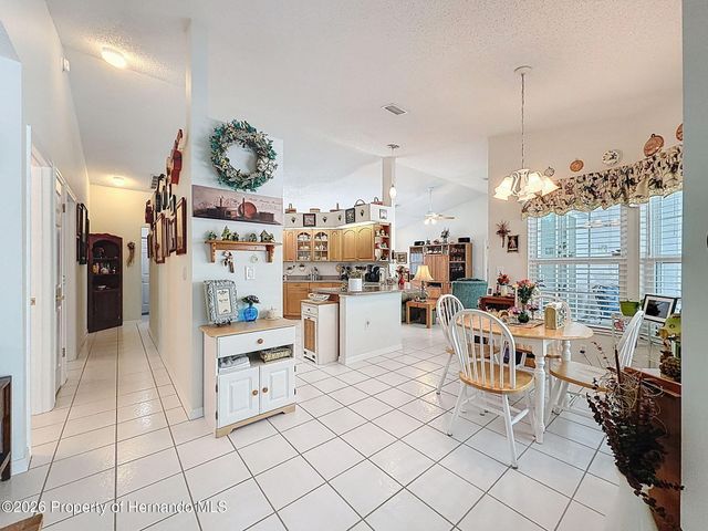 4221 Neff Lake Road, Brooksville, FL 34601