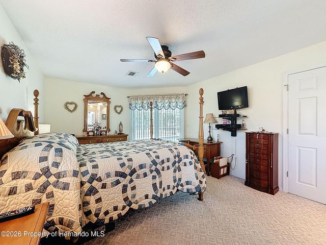 4221 Neff Lake Road, Brooksville, FL 34601
