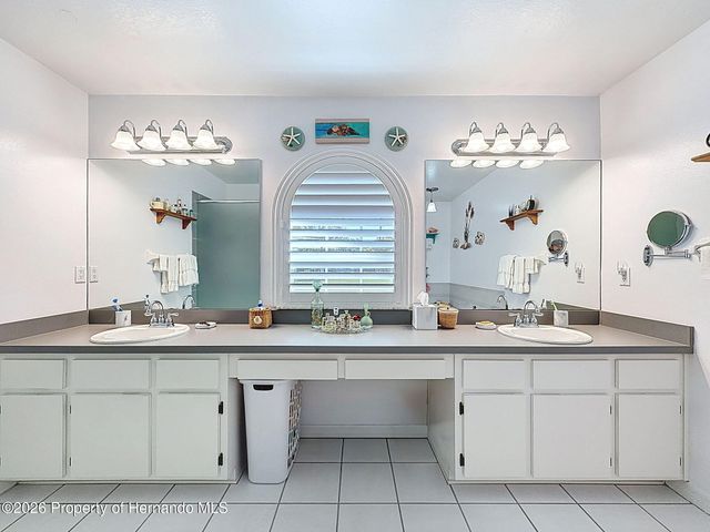 4221 Neff Lake Road, Brooksville, FL 34601