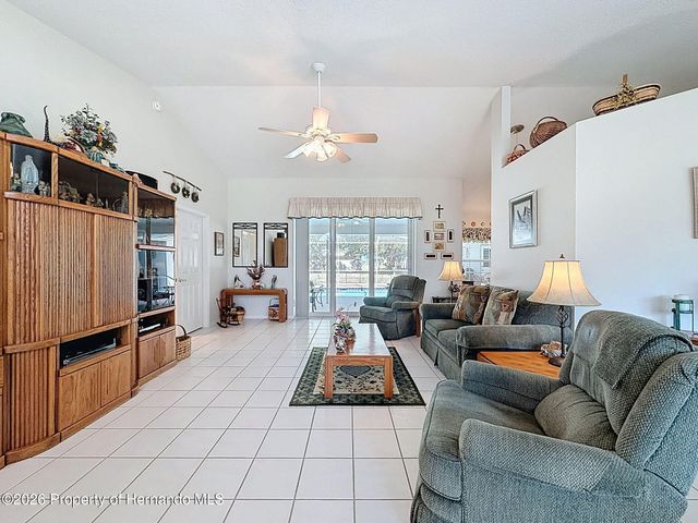 4221 Neff Lake Road, Brooksville, FL 34601