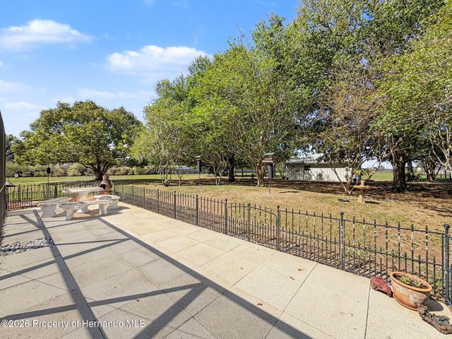 4221 Neff Lake Road, Brooksville, FL 34601