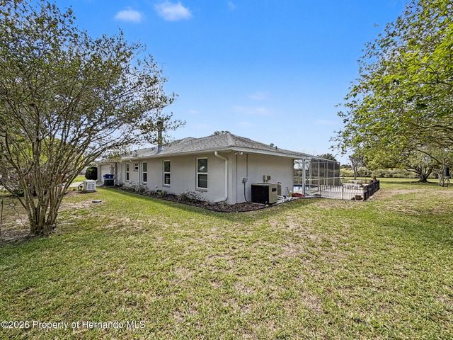 4221 Neff Lake Road, Brooksville, FL 34601