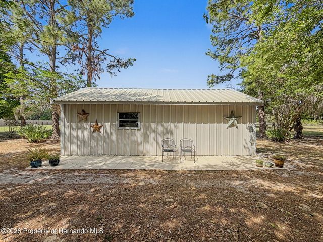 4221 Neff Lake Road, Brooksville, FL 34601