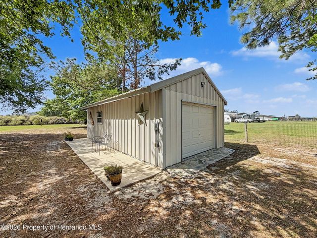4221 Neff Lake Road, Brooksville, FL 34601