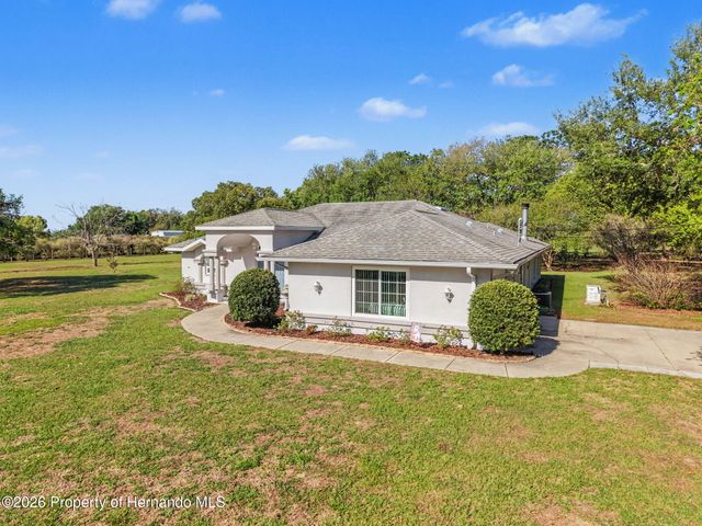 4221 Neff Lake Road, Brooksville, FL 34601