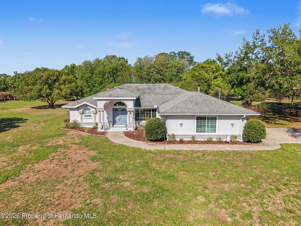 4221 Neff Lake Road, Brooksville, FL 34601