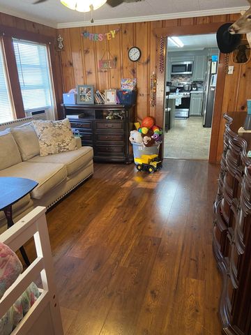 101 Lloyd St, Montegut, LA 70377