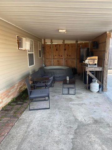 101 Lloyd St, Montegut, LA 70377