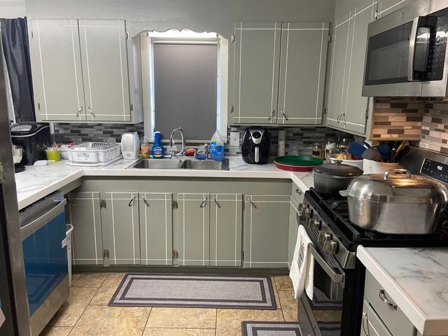 101 Lloyd St, Montegut, LA 70377