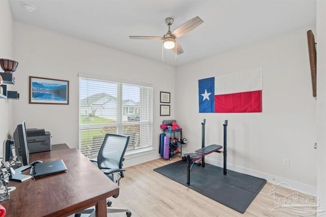 10992 Coues Dr, Pensacola, FL 32526