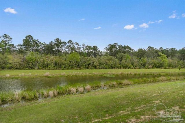 10992 Coues Dr, Pensacola, FL 32526