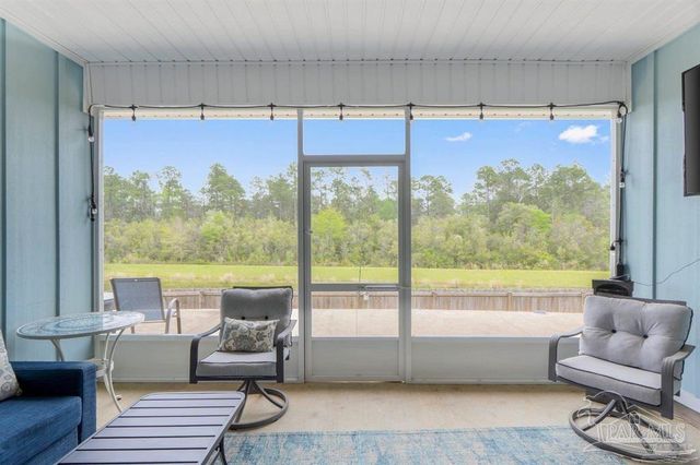 10992 Coues Dr, Pensacola, FL 32526