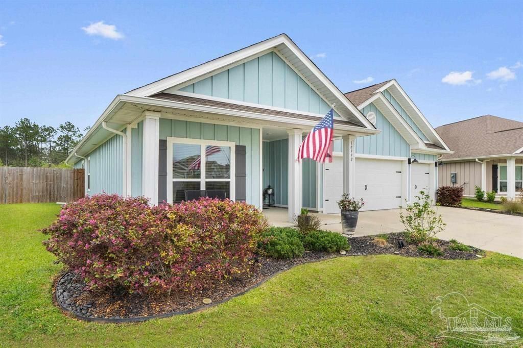 10992 Coues Dr, Pensacola, FL 32526