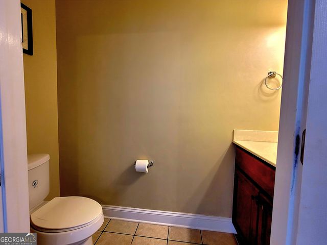 180 Oakland Hills Way, Lawrenceville, GA 30044