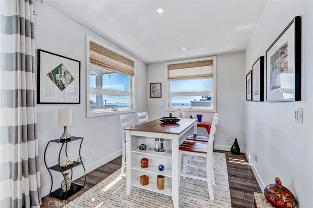 1074 7th, Hermosa Beach, CA 90254