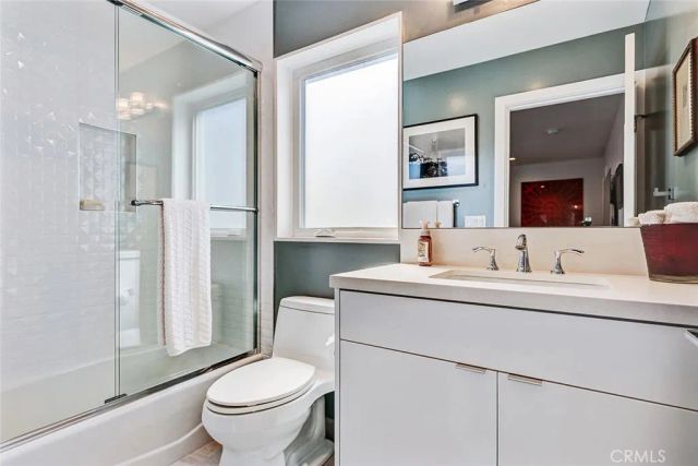 1074 7th, Hermosa Beach, CA 90254