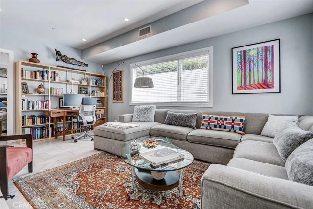 1074 7th, Hermosa Beach, CA 90254