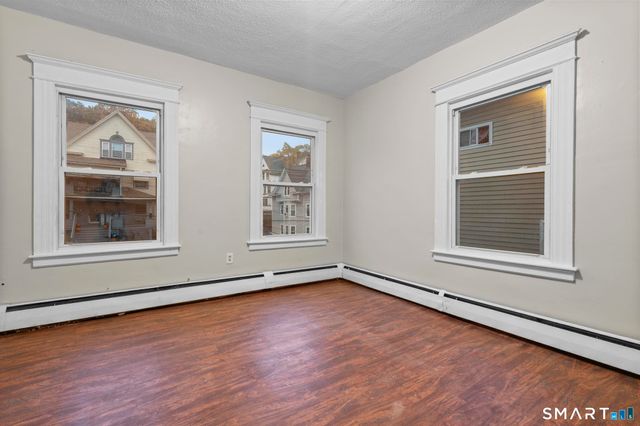 37 Plaza Avenue, Waterbury, CT 06710