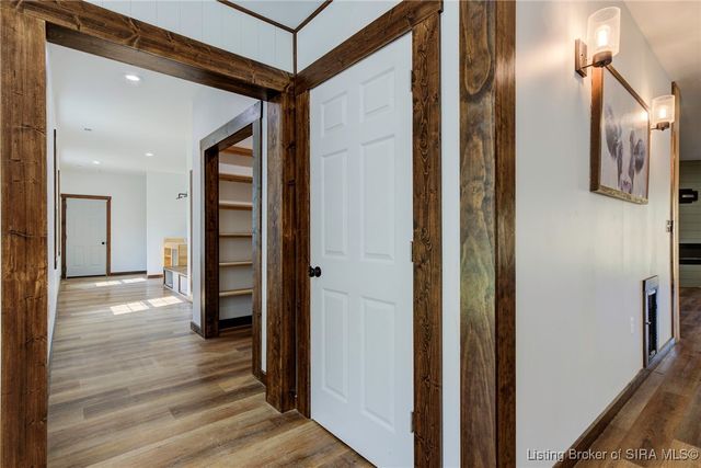 8030 Ridge Way Rd, Georgetown, IN 47122